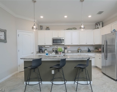 2105 Clementine Street - Photo Thumbnail 5