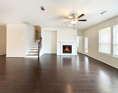 23610 Carducci Drive - Photo Thumbnail 14