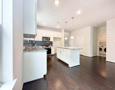 23610 Carducci Drive - Photo Thumbnail 9