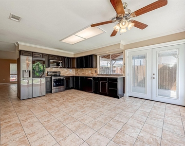 5023 Whispering Falls Drive - Photo Thumbnail 12