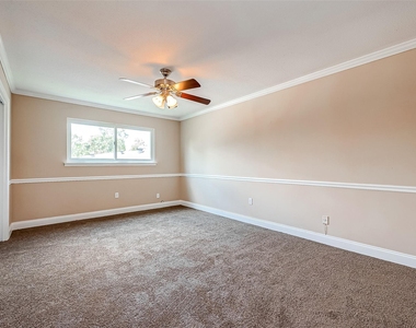 5023 Whispering Falls Drive - Photo Thumbnail 23