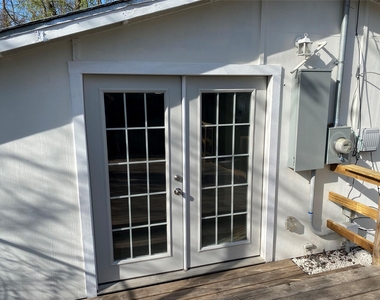 4109 Edison Street - Photo Thumbnail 6
