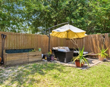 8022 Atwood Hills Lane - Photo Thumbnail 26