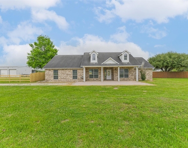 15320 Mound Road - Photo Thumbnail 2