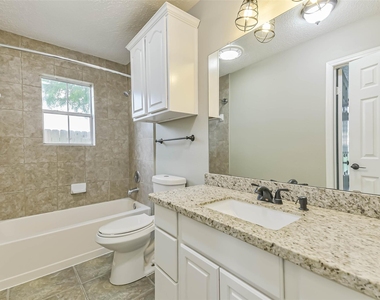 15320 Mound Road - Photo Thumbnail 33