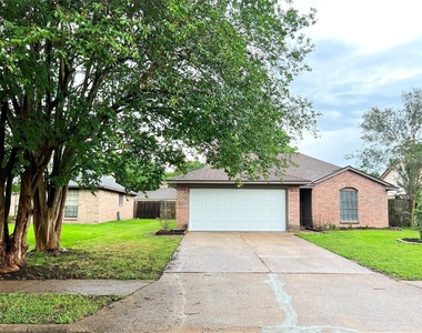 21414 Park Run Drive - Photo Thumbnail 2