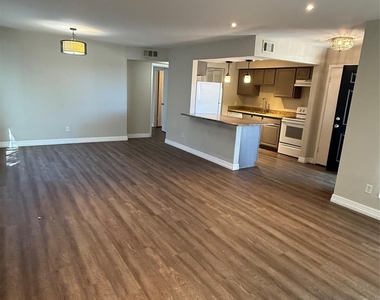 17202 Imperial Valley Drive - Photo Thumbnail 3