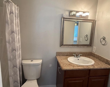 17202 Imperial Valley Drive - Photo Thumbnail 12