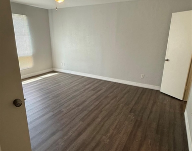 17202 Imperial Valley Drive - Photo Thumbnail 8