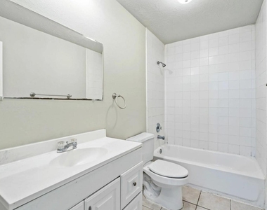 12010 Clifton Oaks Drive - Photo Thumbnail 12