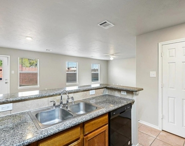 12010 Clifton Oaks Drive - Photo Thumbnail 2