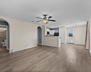 5727 Treasure Cove Road - Photo Thumbnail 4