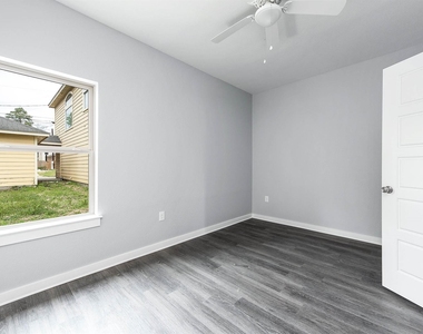 16981 Glenheath - Photo Thumbnail 13