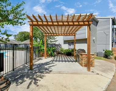 12211 Fondren - Photo Thumbnail 24