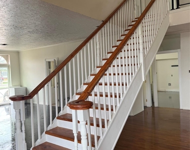 8528 Beechnut St Street - Photo Thumbnail 2