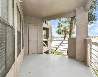 1201 Enterprise Avenue - Photo Thumbnail 16
