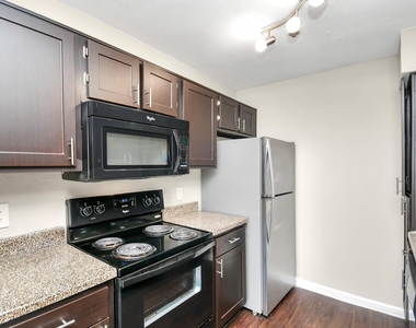 1201 Enterprise Avenue - Photo Thumbnail 3