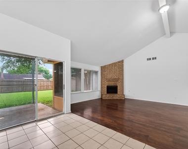 1122 Woodbridge Avenue - Photo Thumbnail 13