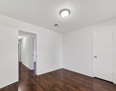1122 Woodbridge Avenue - Photo Thumbnail 32