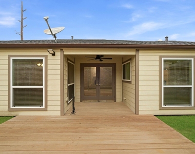 10427 Foxrow Lane - Photo Thumbnail 18