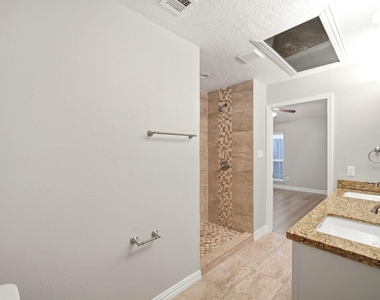 10427 Foxrow Lane - Photo Thumbnail 11