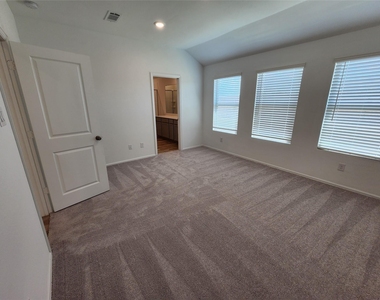 31407 Hidden Rosehill - Photo Thumbnail 21