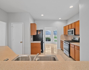 19423 Camellia Knoll Trail - Photo Thumbnail 7