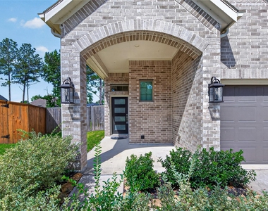 516 Shine Court - Photo Thumbnail 5