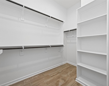 516 Shine Court - Photo Thumbnail 32