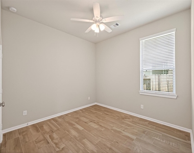 516 Shine Court - Photo Thumbnail 22