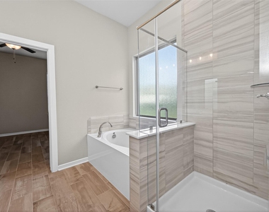 516 Shine Court - Photo Thumbnail 30