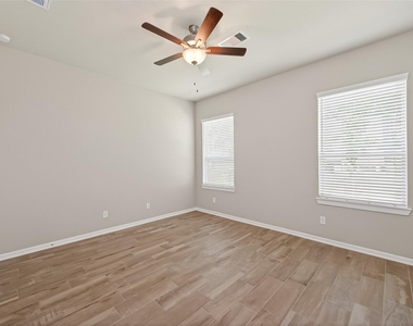 516 Shine Court - Photo Thumbnail 25