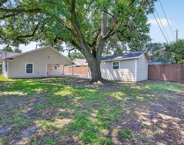 7623 Mchenry Street - Photo Thumbnail 31