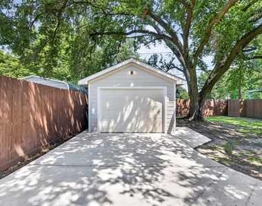 7623 Mchenry Street - Photo Thumbnail 26