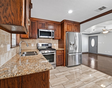 7623 Mchenry Street - Photo Thumbnail 11
