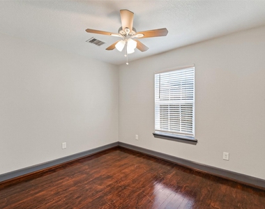 7623 Mchenry Street - Photo Thumbnail 19