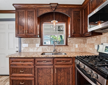 7623 Mchenry Street - Photo Thumbnail 15
