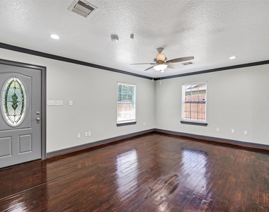 7623 Mchenry Street - Photo Thumbnail 7