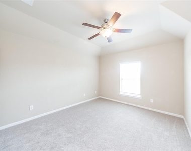 6202 Eden Prairie Drive - Photo Thumbnail 6