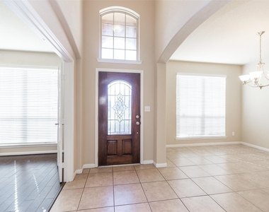 6202 Eden Prairie Drive - Photo Thumbnail 2
