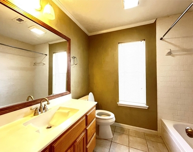 11010 Springsong Drive - Photo Thumbnail 16