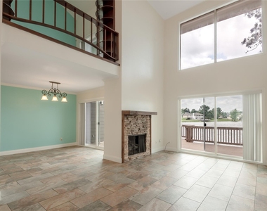208 Waters Edge - Photo Thumbnail 4
