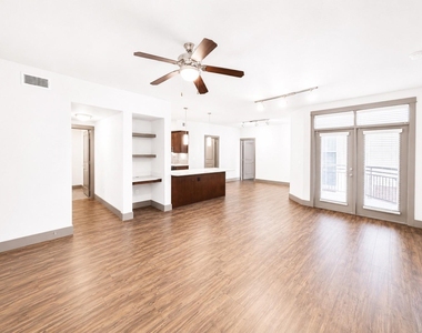 2910 Milam St Street - Photo Thumbnail 1