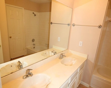 12510 Sableleaf Drive - Photo Thumbnail 15