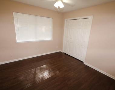 12510 Sableleaf Drive - Photo Thumbnail 19
