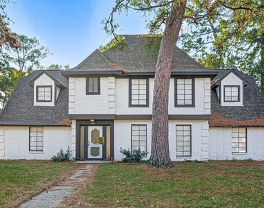 3815 Fernglade Drive - Photo Thumbnail 1