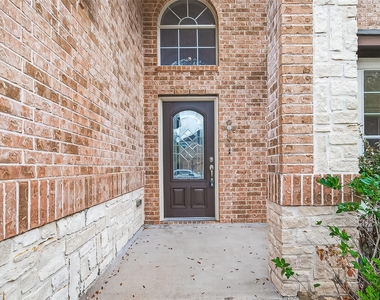 24526 Avellino Court - Photo Thumbnail 4