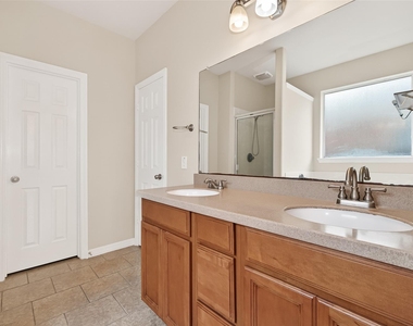24526 Avellino Court - Photo Thumbnail 27
