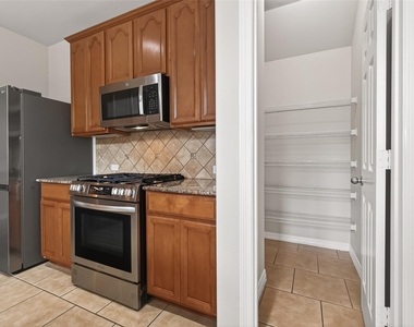 24526 Avellino Court - Photo Thumbnail 22