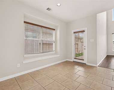 24526 Avellino Court - Photo Thumbnail 15